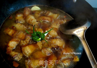 Braised Pork with Quail Eggs recipe