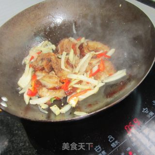 Stir-fried Dongpo Pork with Salted Radish and Garlic recipe