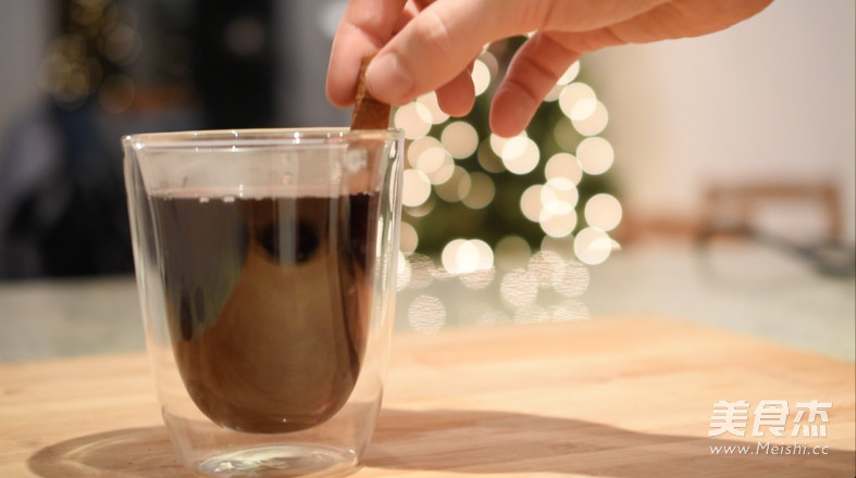 Spiced Hot Drink Mulled Wine | John's Small Kitchen recipe