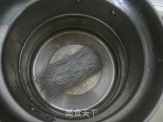 Stir-fried Clams with Garlic Vermicelli recipe