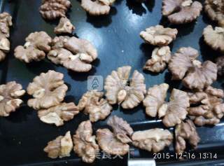 Frosted Walnuts recipe