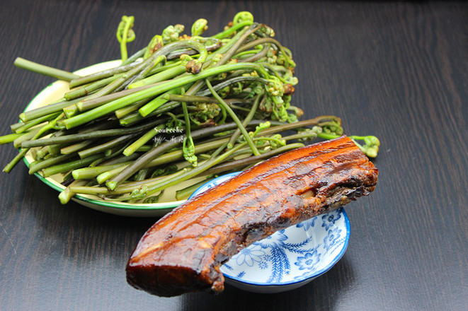 Fried Bacon with Bracken recipe