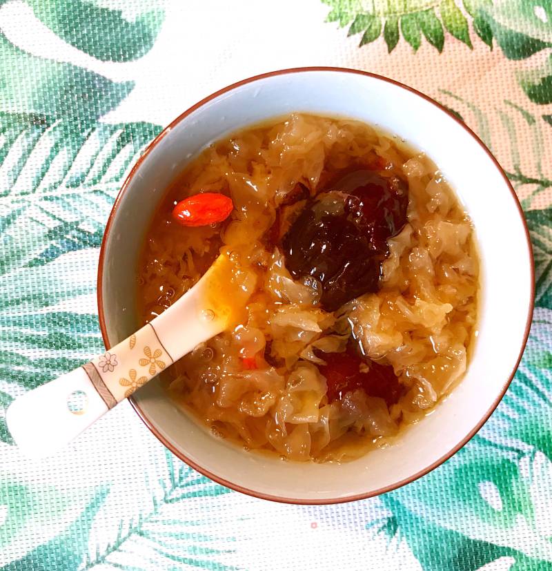 Rock Sugar Tremella Soup recipe