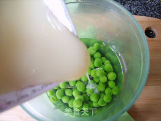 The Most Beautiful April Day in The World-mint and Green Bean Cake recipe