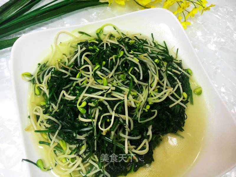 Stir-fried Bean Sprouts with Leek recipe