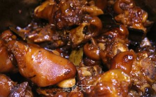 Braised Pork Knuckles recipe