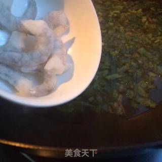 Longxu Noodles with Shrimp and Pickled Vegetables recipe