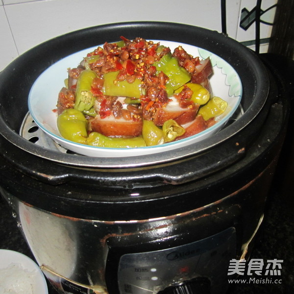 Steamed Dongpo Pork with Sour Chili recipe