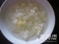 White Fungus and Lotus Seed Soup recipe