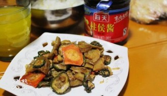 Stir-fried Dried Potatoes with Cucumber Money recipe