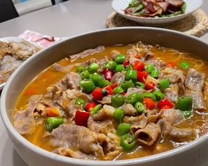 Everyone Loves Sour Soup Beef recipe