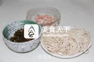 Sauerkraut Noodles recipe