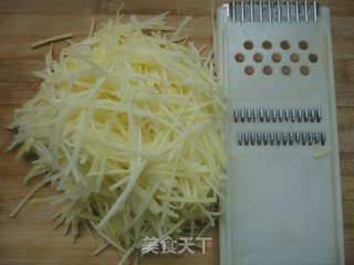 Can Cook and Make Staple Food-smiley Face Potato Pie recipe