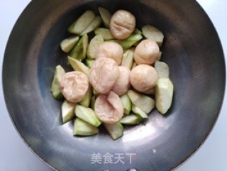 Stir-fried Loofah with Oily Gluten recipe