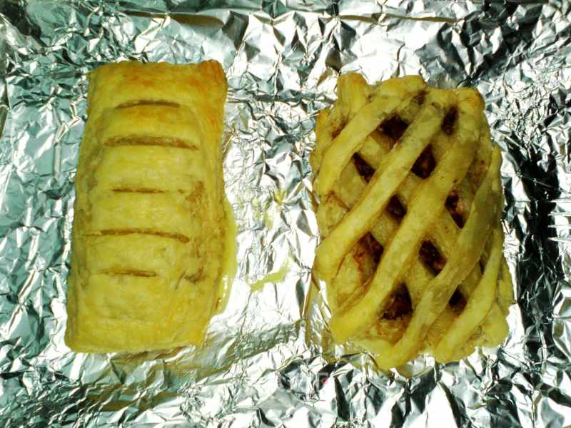 Bacon Cheese Pie and Chocolate Banana Pie recipe