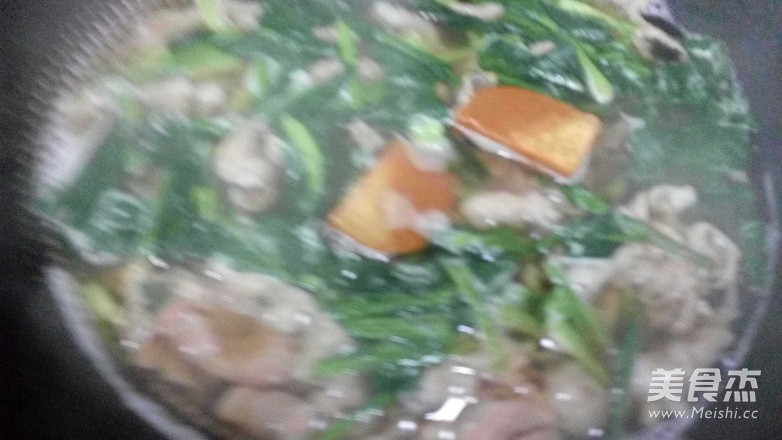 Curry Spinach Lamb Soup recipe