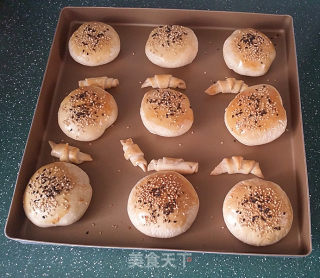 Mulberry and Black Sesame Crisp Bake recipe
