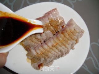 Refreshing White Pork with Garlic recipe