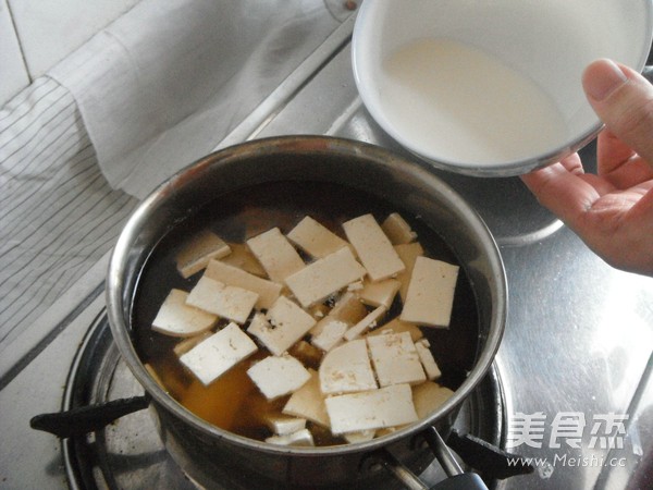 Hot and Sour Tofu Egg Drop Soup recipe