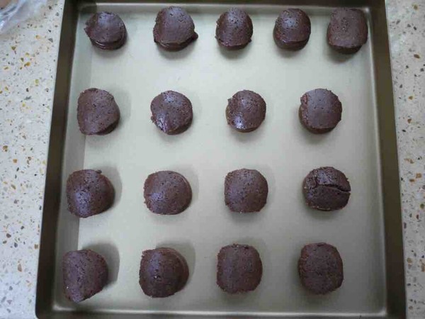 Cocoa Meringue Puffs recipe