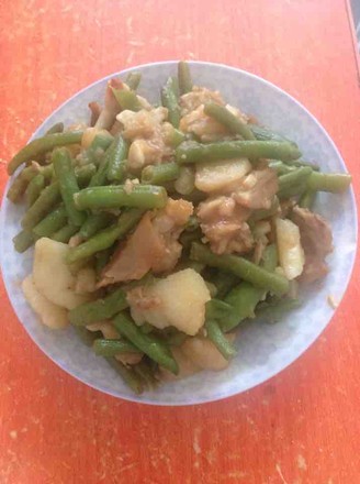 Beauty Trotters Stewed Beans and Potatoes recipe