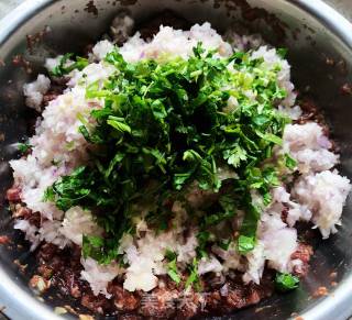 Steamed Buns with Beef Balls and Wheat Ears recipe