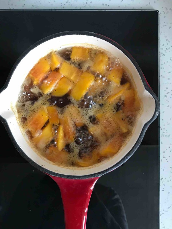 Nourishing Peach Gum Papaya recipe