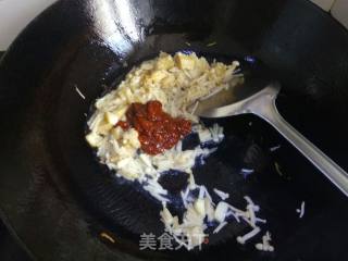 Enoki Mushroom Fried Noodle recipe