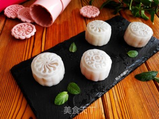 Pineapple Snowy Mooncake recipe