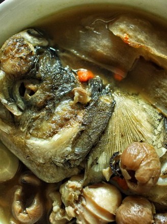 Chuanqiong Baizhi Tianma Fish Head Soup recipe