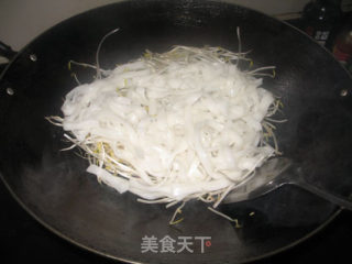 Stir-fried Niuhe recipe