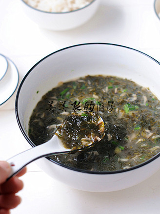 Seaweed and Shrimp Skin Soup recipe