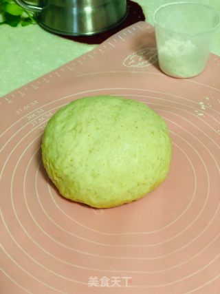 Scallion Pork Floss Mango Bread Roll recipe