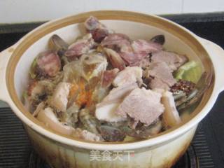 Red Crab Sausage and Cabbage Claypot recipe