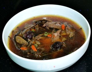 Autumn Nourishing Product~tea Tree Mushroom Pigeon Soup recipe