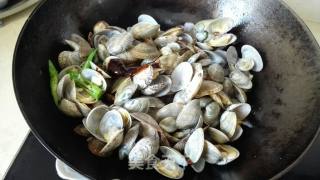 Stir-fried Flower Whelk recipe