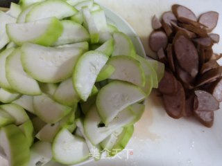 Sausage Fried Night Blossom recipe