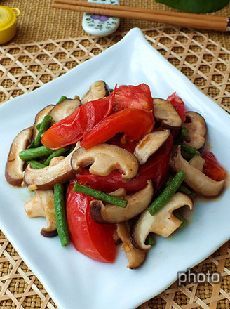 Stir-fried Beans with Mushrooms recipe