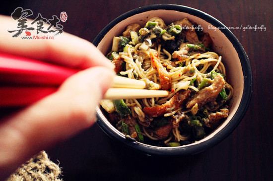 Spicy Noodles with Preserved Egg and Braised Pork recipe