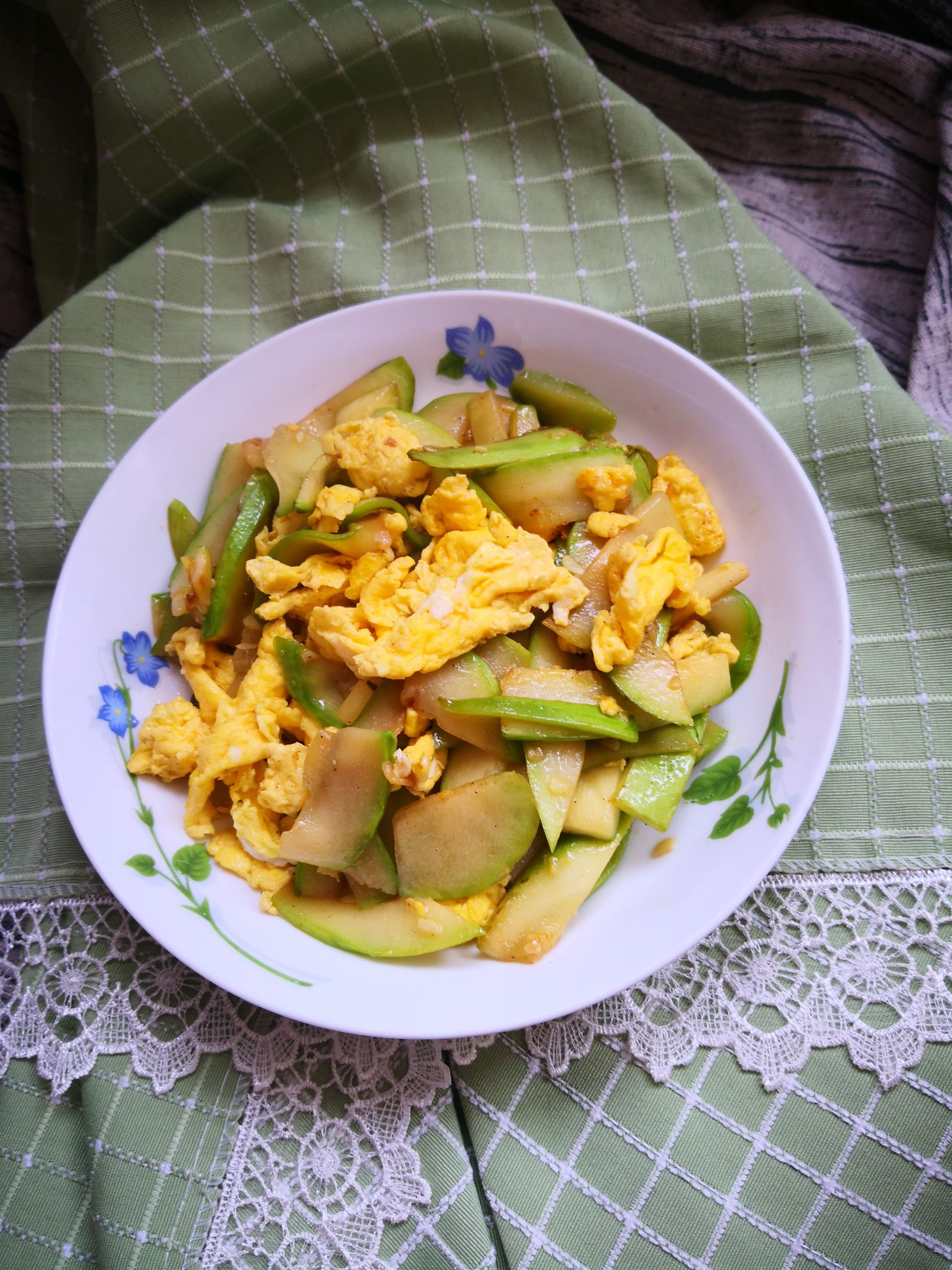 Fried Zucchini with Wild Goose Egg recipe