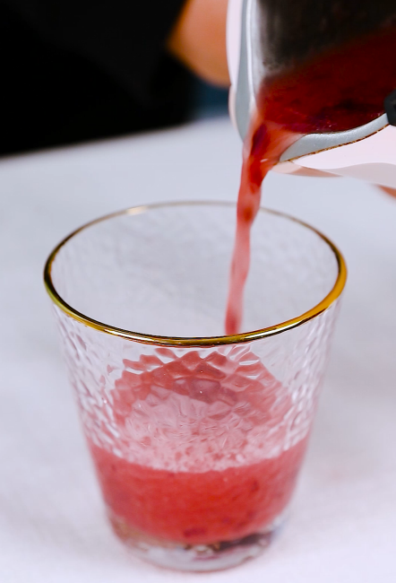 Crystal Clear Succulent Grape Juice recipe