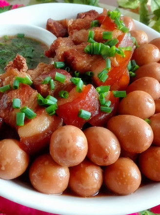 Braised Pork with Quail Eggs recipe