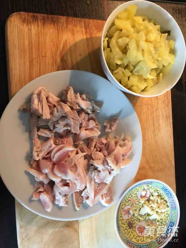 Sauerkraut Chicken Shredded Liangpi recipe