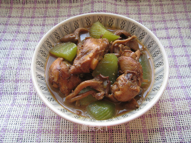 Stewed Chicken Legs with Dried Mushrooms and Bamboo Shoots recipe
