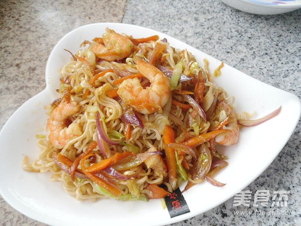 Fried Noodles with Shrimp recipe