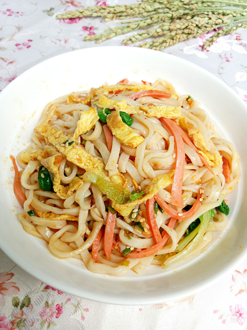 Scallion and Red Oil Noodles recipe