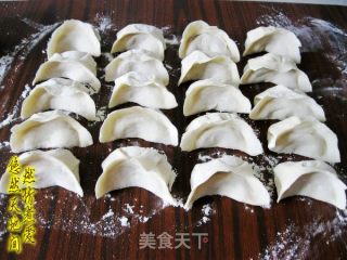 Dumplings Stuffed with Cabbage and Pork recipe