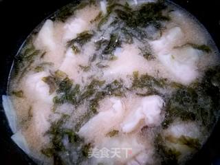 Seaweed Egg Drop Wonton Soup recipe