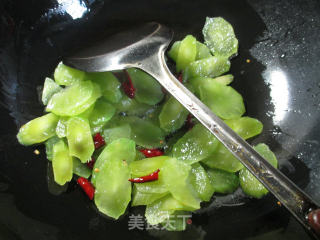 Stir-fried Lettuce with Goose Gizzards recipe