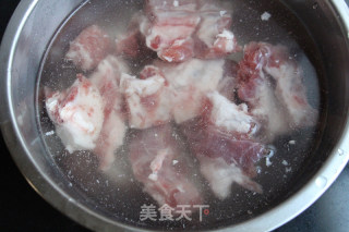 Roast Pork with Lotus Root recipe